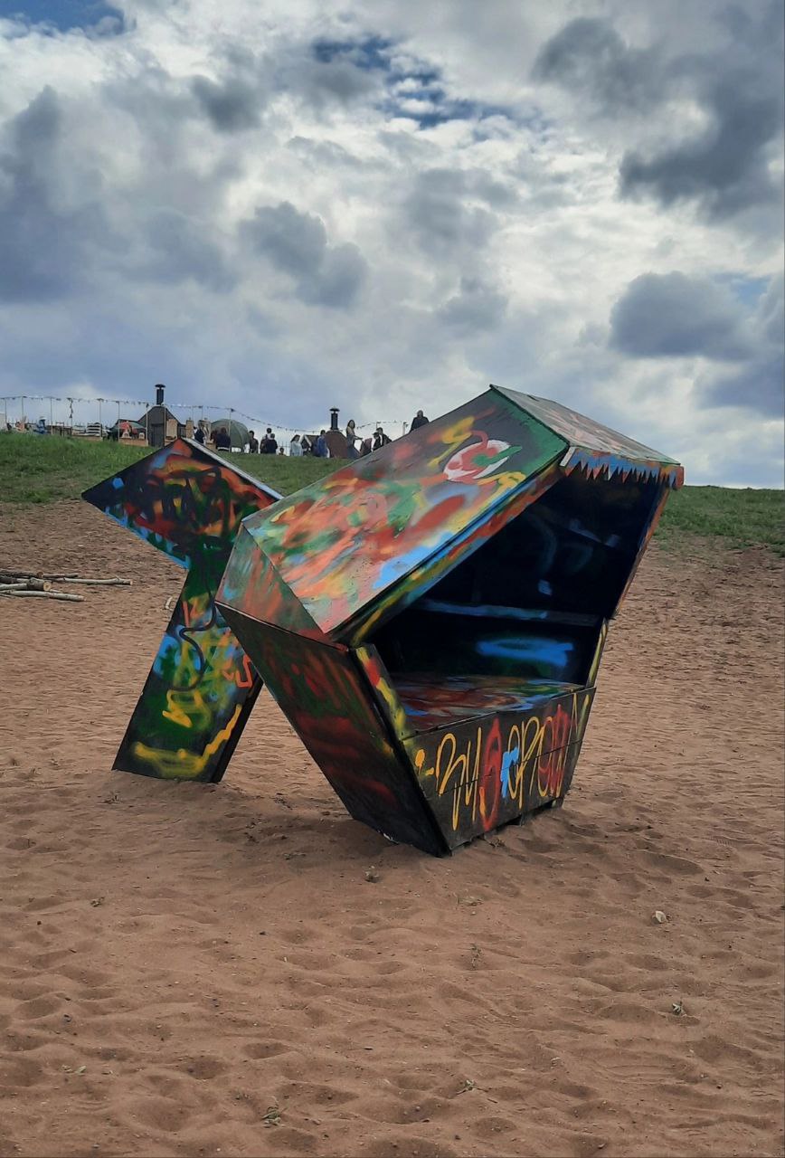 Активисты сообщили о пропаже арт-объекта с городского пляжа