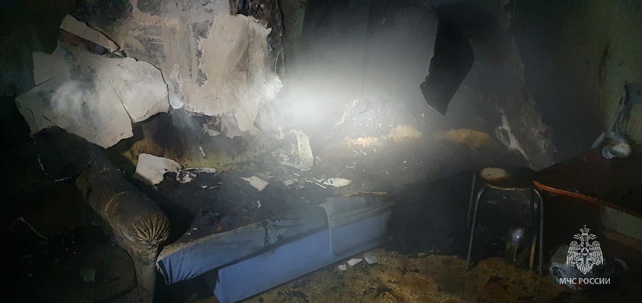 В Челнах в пятиэтажке на ЗЯБе вспыхнул пожар из-за курильщика