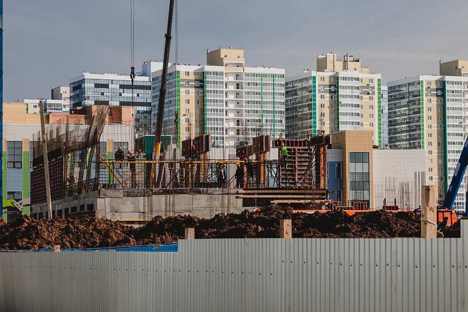 Как идет строительство школы в Челнах за 2 миллиарда (фото) 